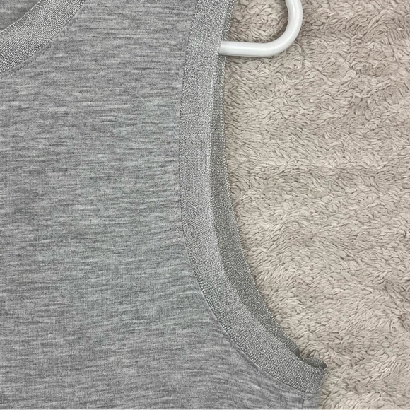 Banana Republic Viscose Sleeveless Top Medium Shimmer Trim - Picture 7 of 15